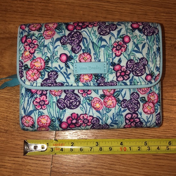🌸💎🌸 💋Vera B x Disney Vibes💋 🌸💎🌸 Wallet - Picture 4 of 11